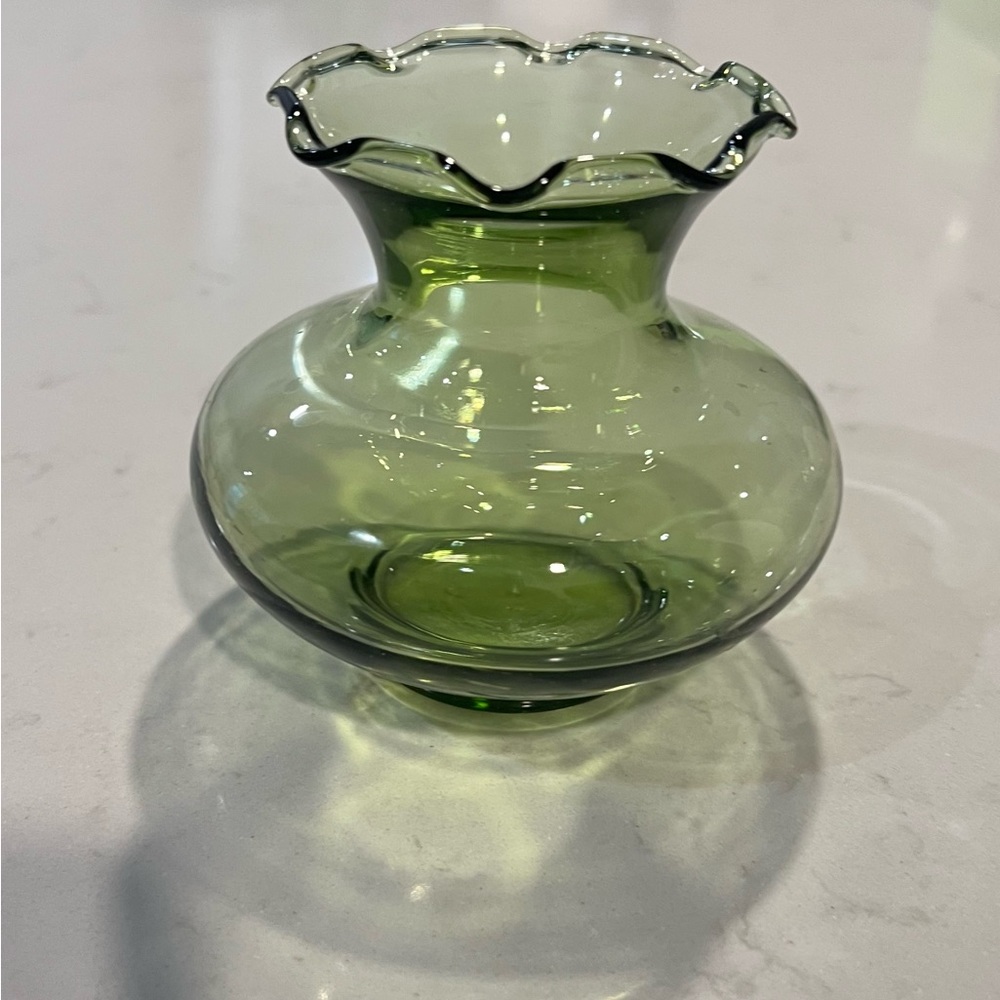 Vintage Forest Green Anchor Hocking Mid Century Modern Small Ruffled Bud Vase